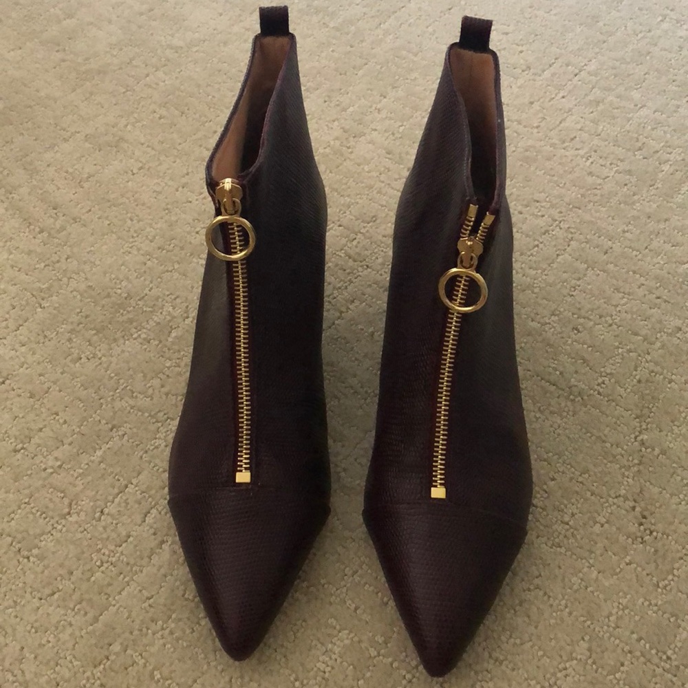 Pointy Kitten Heel Ankle Boots with Front Zip